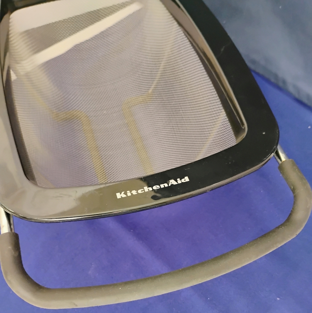 KitchenAid Expandable Colander - Picture 6 of 8